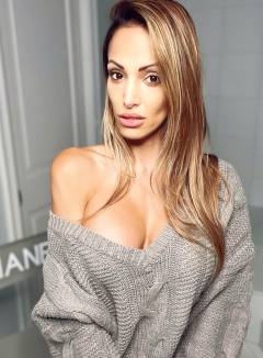 Laura Lilly Free Pics Galleries