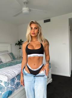 Erin James Free Pics Galleries