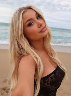 Sophie Blair Free Pics Galleries