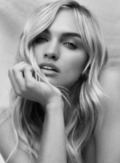 Taylor Sharpe Free Pics Galleries