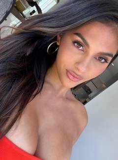 Amanda Trivizas Free Pics Galleries