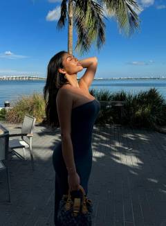 Amanda Trivizas Free Pics Galleries