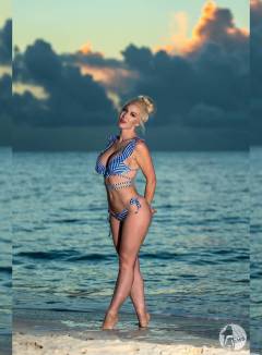 Kristen Hughey Free Pics Galleries