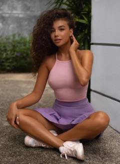 Aliya Kiss Babe Of The Day