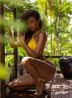 Aliya Kiss Babe Of The Day