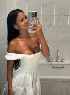 Mae Urno Babe Of The Day