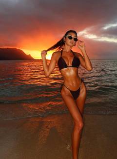 Jenn Lee Babe Of The Day