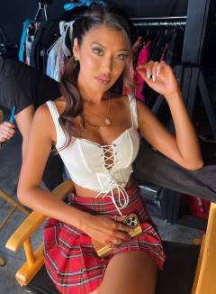 Jenn Lee Babe Of The Day