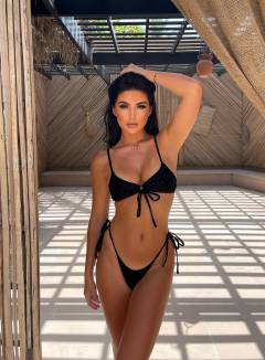 Rebecca Jarvis Babe Of The Day