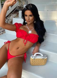 Rebecca Jarvis Babe Of The Day