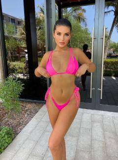 Rebecca Jarvis Babe Of The Day