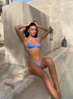 Rebecca Jarvis Babe Of The Day