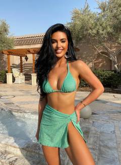 Rebecca Jarvis Babe Of The Day