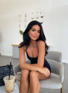 Rebecca Jarvis Babe Of The Day