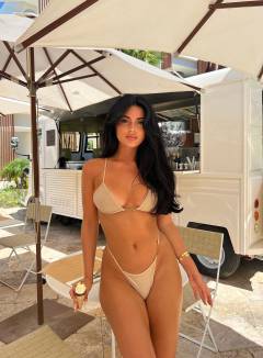 Rebecca Jarvis Babe Of The Day