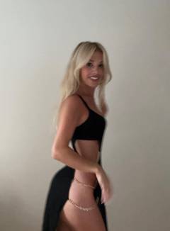 Meghan Sarah Babe Of The Day