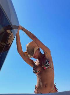 Julia Cavanagh Free Pics Galleries