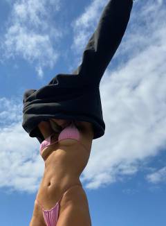 Julia Cavanagh Free Pics Galleries