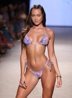 Kamila Davies Free Pics Galleries