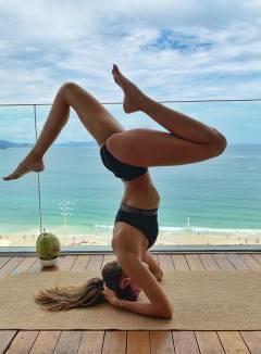 Izabel Goulart Free Pics Galleries