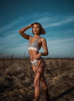 Krisondra Daigneault Free Pics Galleries