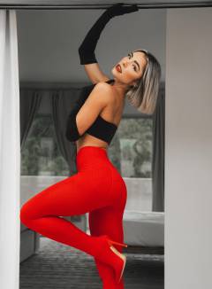 Krisondra Daigneault Free Pics Galleries