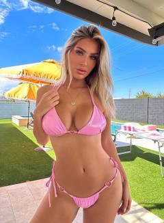 Skyler Simpson Free Pics Galleries