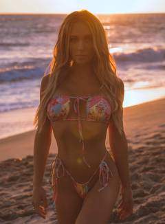 Sarah Houchens Free Pics Galleries