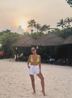 Aziana Pinay Free Pics Galleries