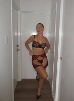 Paris Jacobson Babe Of The Day