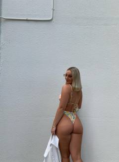 Paris Jacobson Babe Of The Day