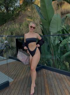 Paris Jacobson Babe Of The Day