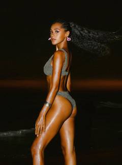 Mel Vetra Babe Of The Day