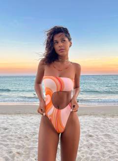 Mel Vetra Babe Of The Day