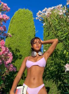 Mel Vetra Babe Of The Day