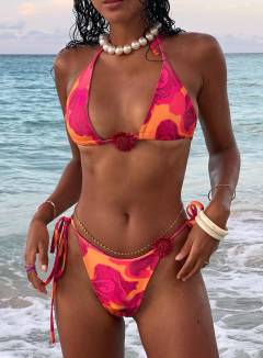 Mel Vetra Babe Of The Day