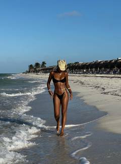 Mel Vetra Babe Of The Day