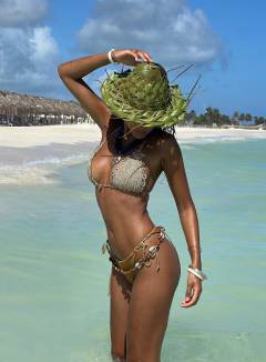 Mel Vetra Babe Of The Day