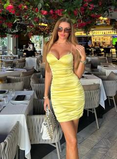 Anastasia Skyline Babe Of The Day