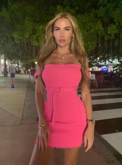 Anastasia Skyline Babe Of The Day