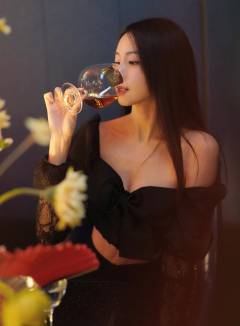 Cathryn Li Free Pics Galleries