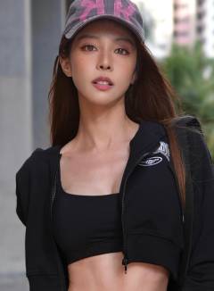 Cathryn Li Free Pics Galleries