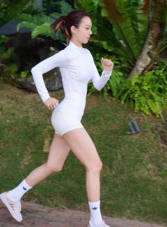 Cathryn Li Free Pics Galleries