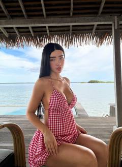 Ariana James Free Pics Galleries