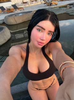 Ariana James Free Pics Galleries
