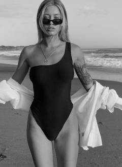 Cathlin Ulrichsen Free Pics Galleries