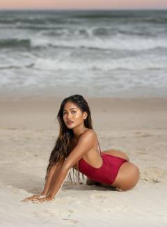 Mae Urno Free Pics Galleries