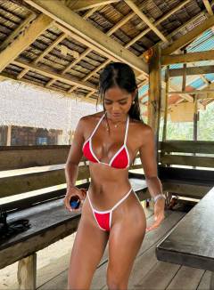 Mae Urno Free Pics Galleries