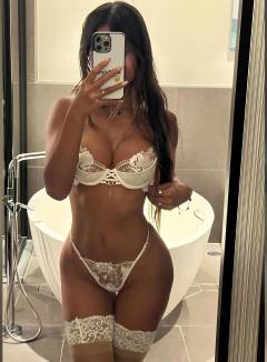 Mae Urno Free Pics Galleries