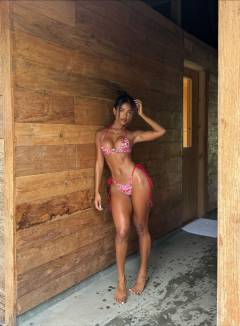 Mae Urno Free Pics Galleries